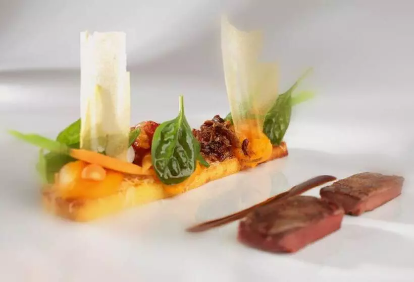 Hotelli Chateau Les Merles Et Ses Villas