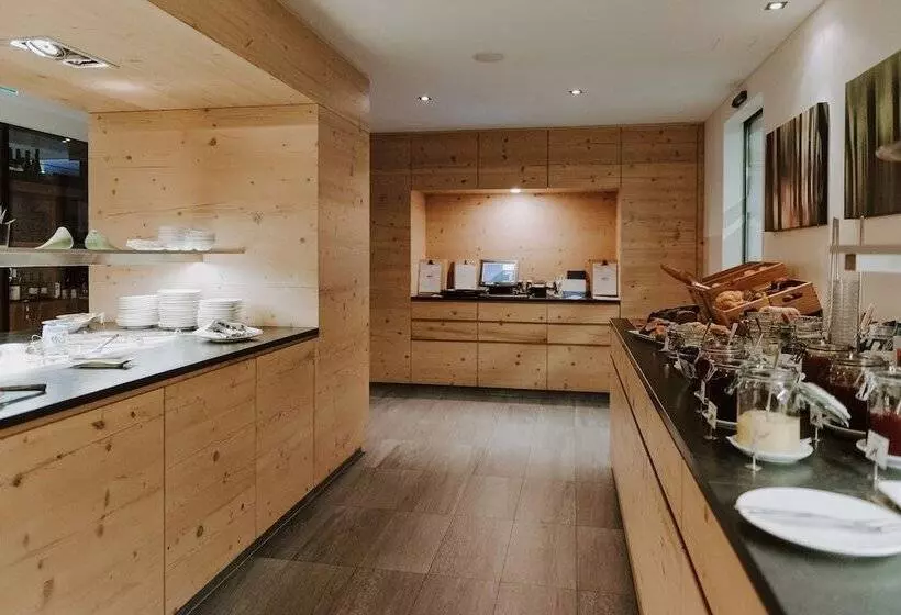 فندق Huber S Boutique