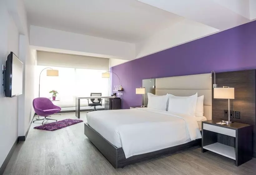 Отель NH Bogota Urban 26 Royal