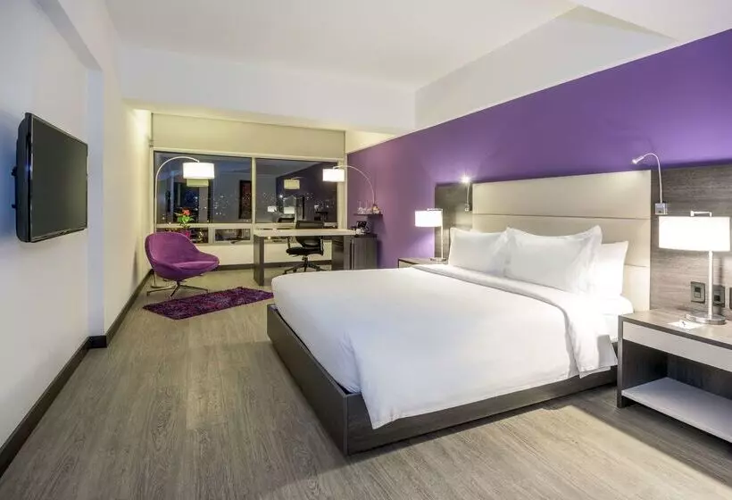 Отель NH Bogota Urban 26 Royal