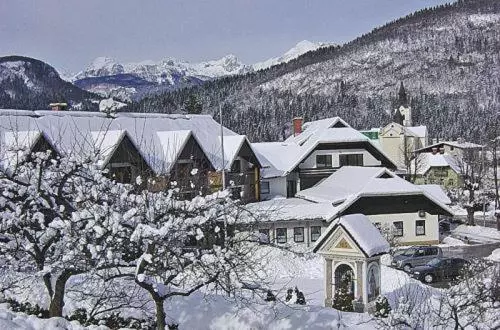 هتل Tripič, Restaurant And Pizzeria