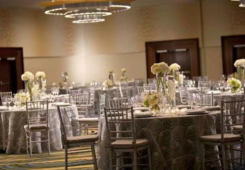 Hotelli Renaissance Arlington Capital View