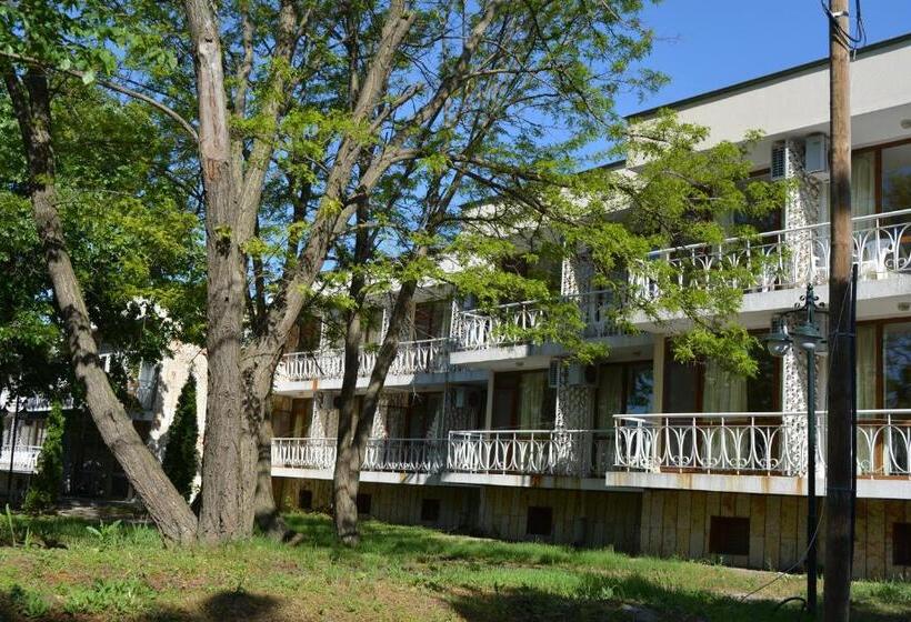 בית מלון כפרי Sunshine Pearl Family