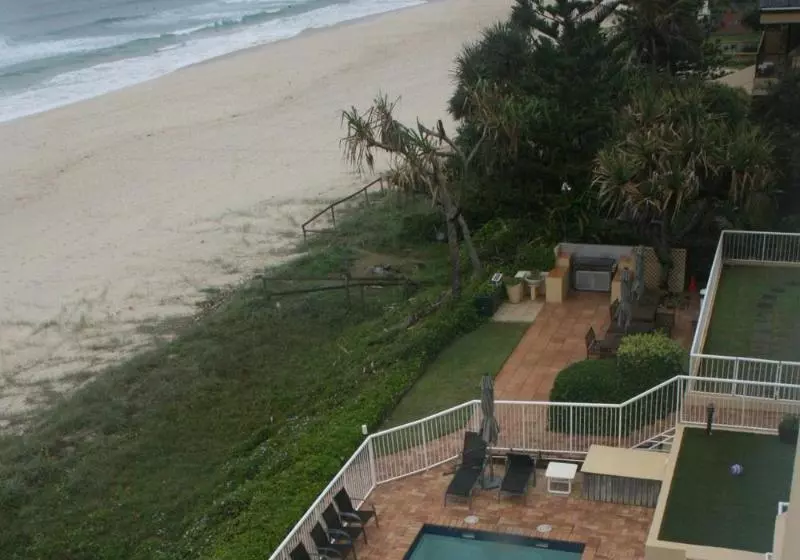 בית מלון כפרי Surfers Horizons Absolute Beachfront Holiday Apart