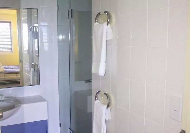 בית מלון כפרי Surfers Horizons Absolute Beachfront Holiday Apart