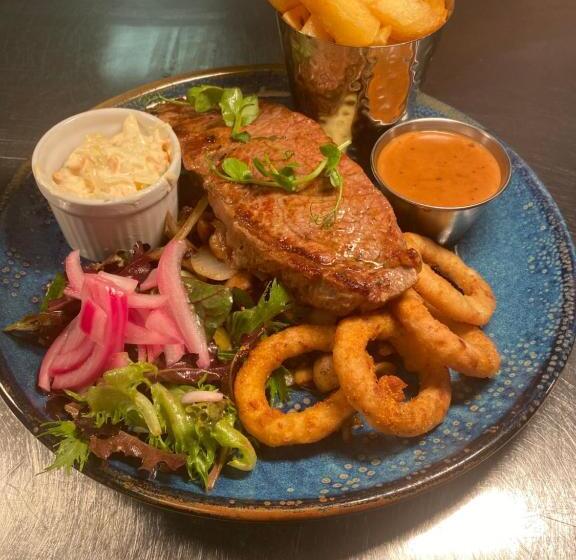 בית מלון כפרי Westport Country Lodge