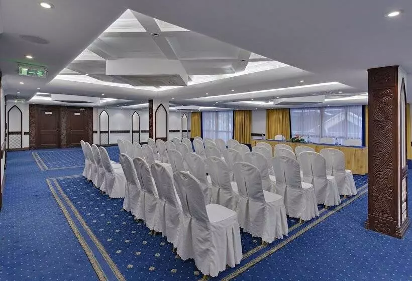 هتل The Heron By Sarovar Portico India