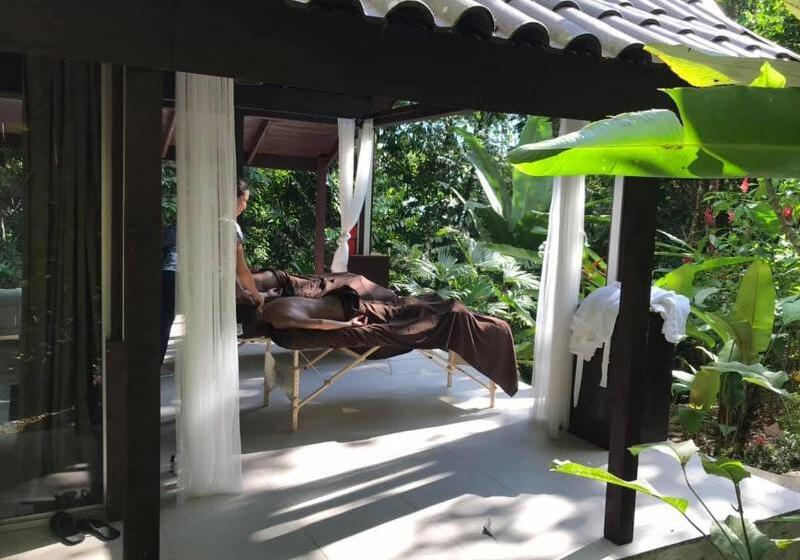 Oxygen Jungle Villas & Spa