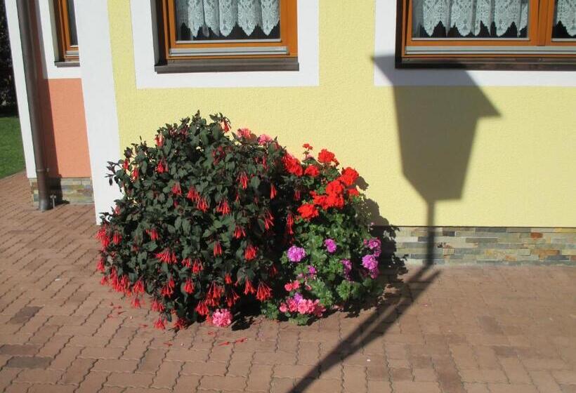 Пансион Gästehaus Unterberger