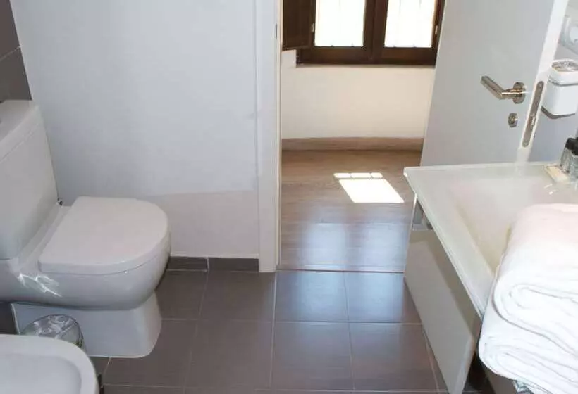 Richmond Apartments By Hoom