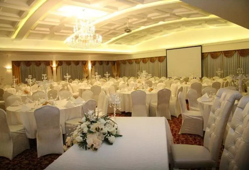 Asrin Park Hotel & Spa Convention Center
