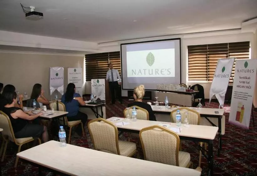 Asrin Park Hotel & Spa Convention Center