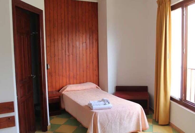 Hostal Leon Dormido