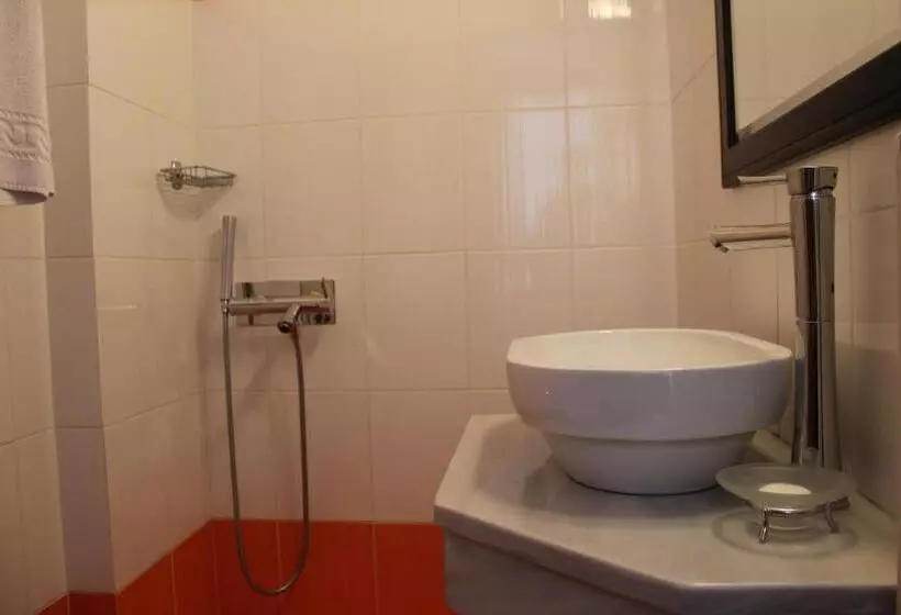 בית מלון כפרי Aposperides