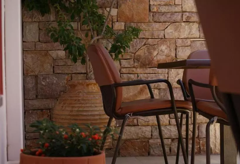 בית מלון כפרי Aposperides