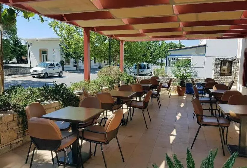 בית מלון כפרי Aposperides