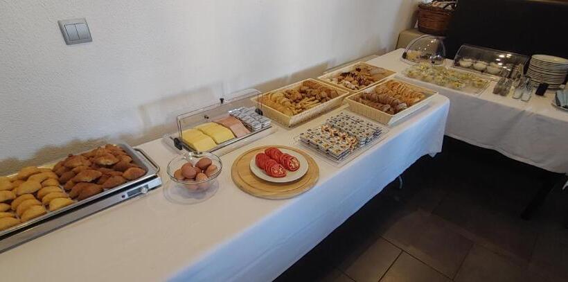 فندق Aposperides