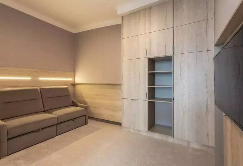 호텔 Aurora Family & Spa