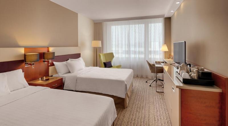 هتل Courtyard By Marriott Zurich North