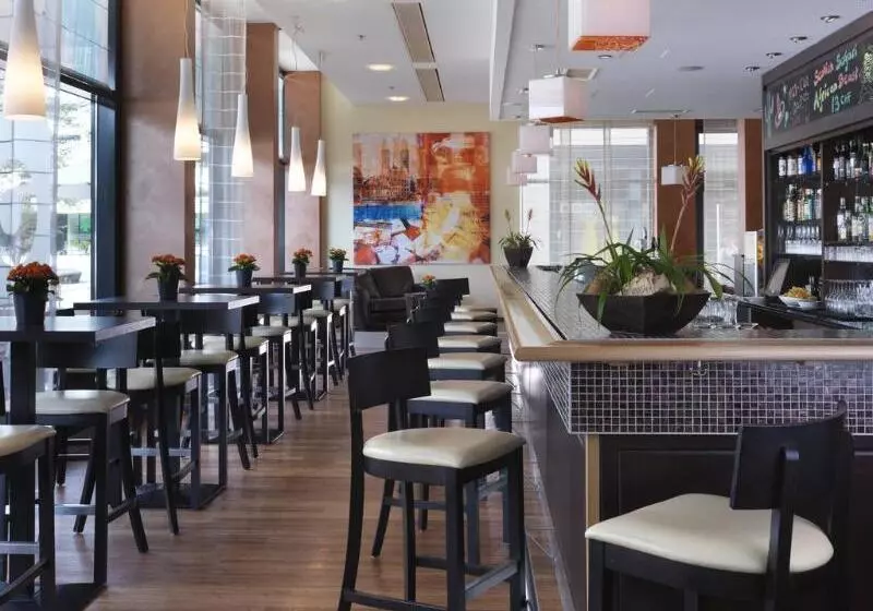 Hotel Courtyard By Marriott Zurich North