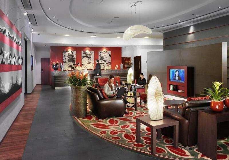 هتل Courtyard By Marriott Zurich North