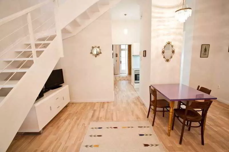 Отель Crystal Suites South Bank