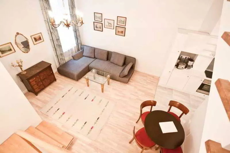 Отель Crystal Suites South Bank