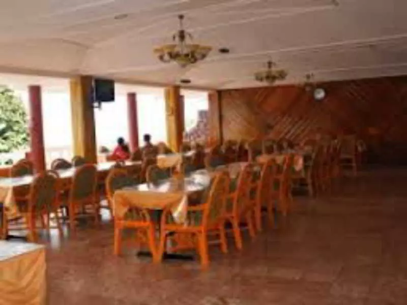 酒店 Darma Agung Beach Parapat