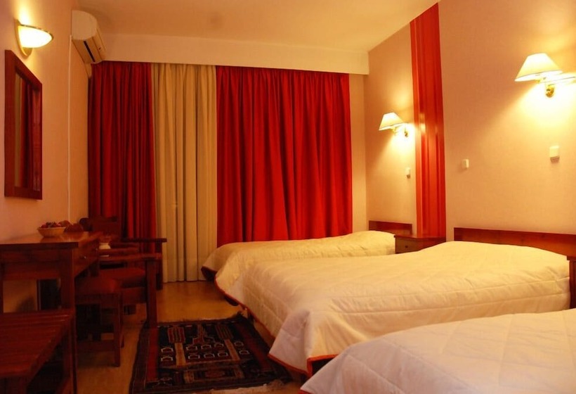 בית מלון כפרי Dryas