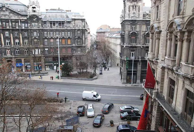 Hotell Ferenciek Square Apartments