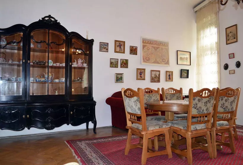 Hotell Ferenciek Square Apartments