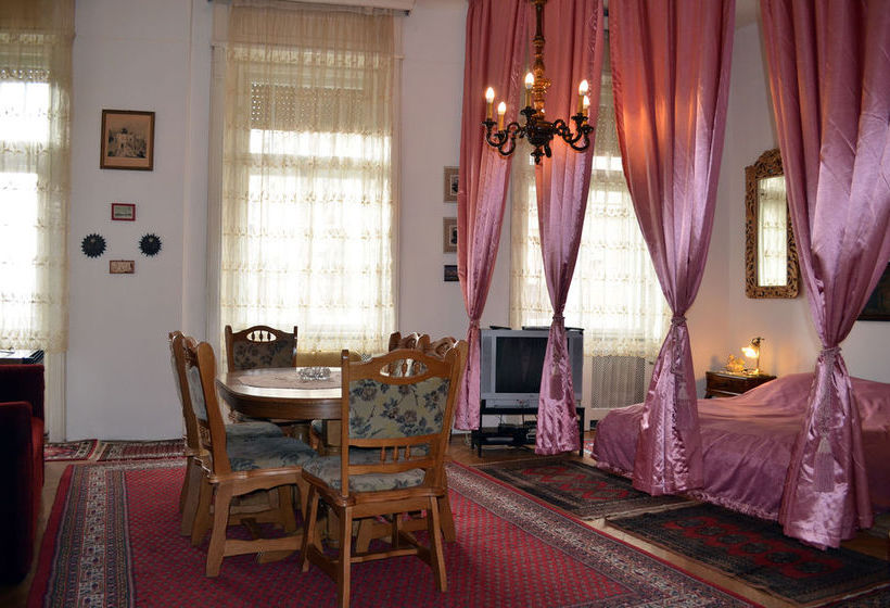 فندق Ferenciek Square Apartments