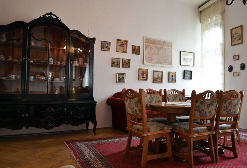 فندق Ferenciek Square Apartments