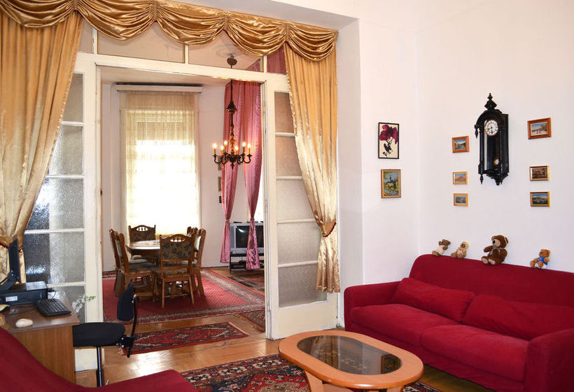 فندق Ferenciek Square Apartments