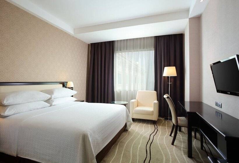 فندق Four Points By Sheraton Medan