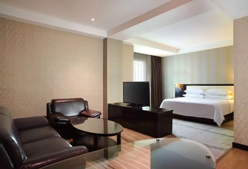בית מלון כפרי Four Points By Sheraton Medan