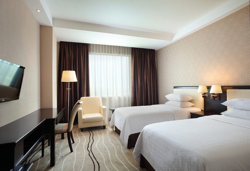 فندق Four Points By Sheraton Medan