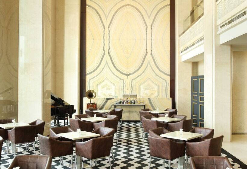 فندق Four Points By Sheraton Medan