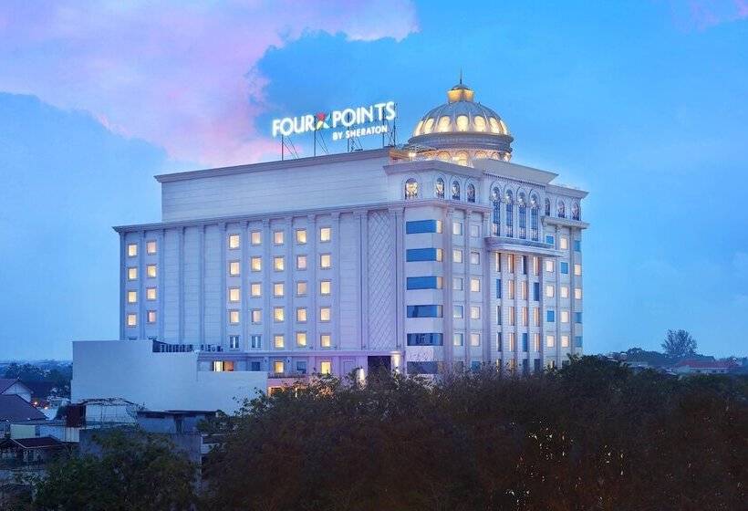 فندق Four Points By Sheraton Medan