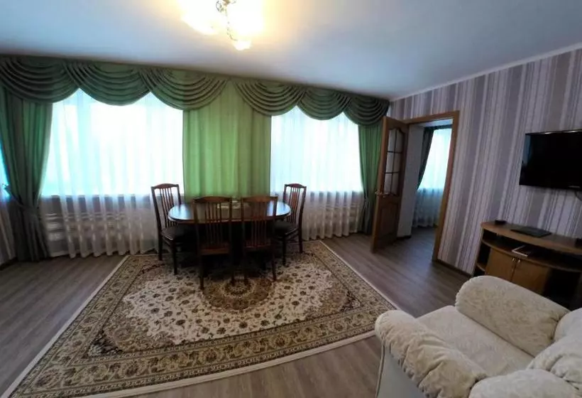 בית מלון כפרי Kuzbass