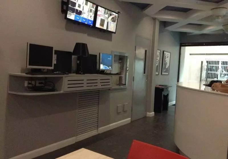 בית מלון כפרי Leez Inn Malate