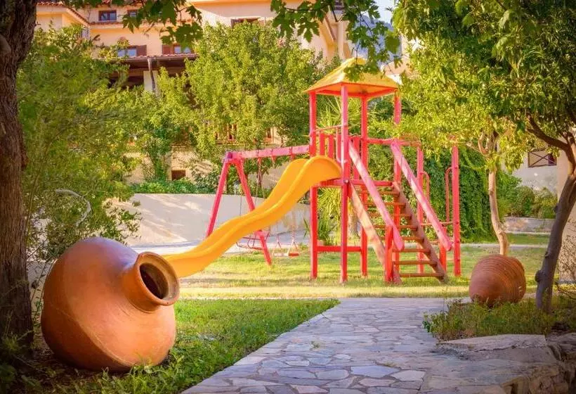 هتل Limnionas Bay Village