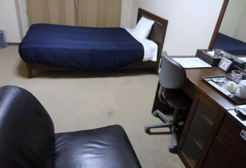 Отель Livemax Budget Nagoya