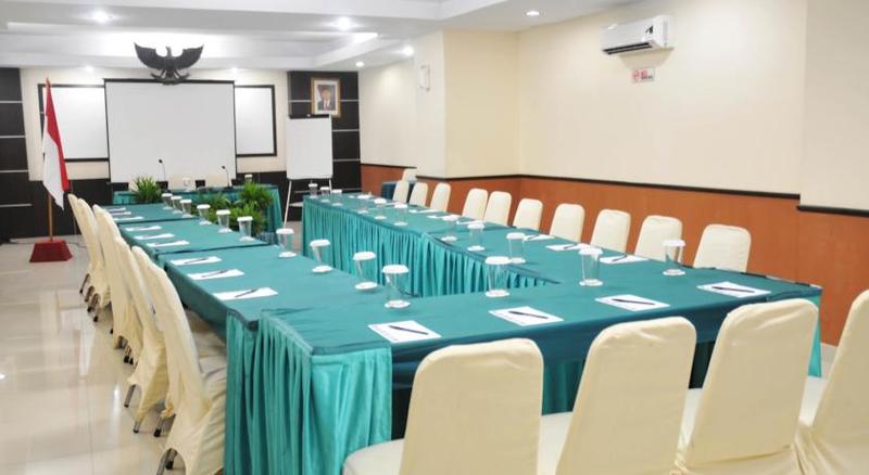 בית מלון כפרי Losari Beach