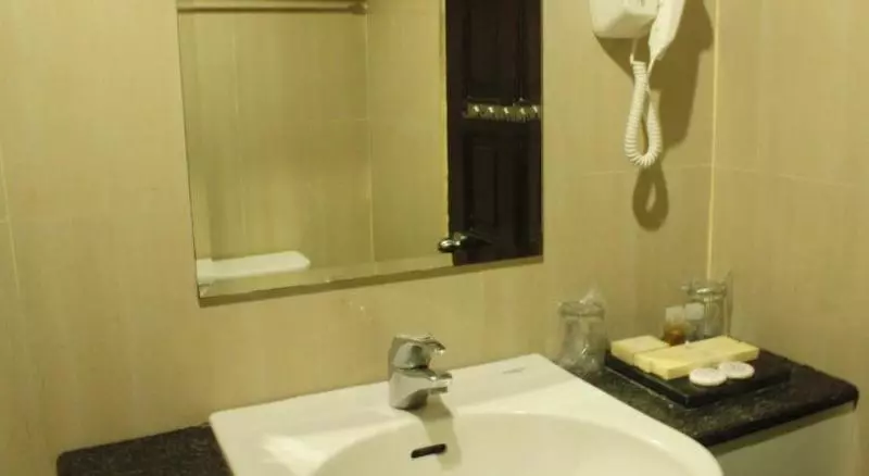 בית מלון כפרי Losari Beach