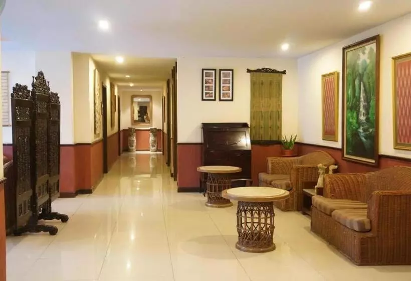 בית מלון כפרי Losari Beach