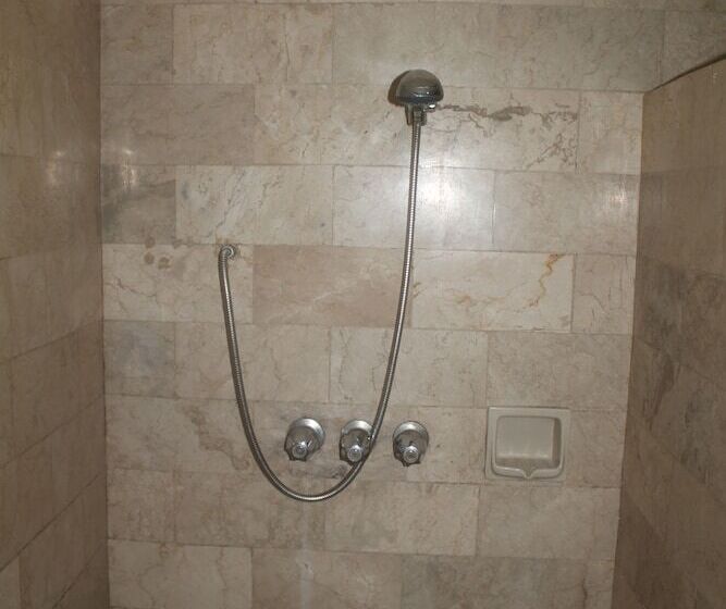 Park Bed And Breakfast Hotel Pasay