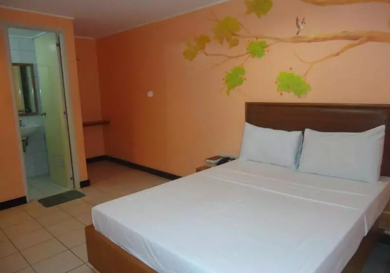 Park Bed And Breakfast Hotel Pasay