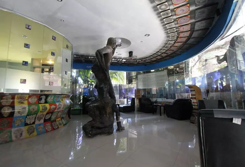 בית מלון כפרי Ponce Suites Gallery