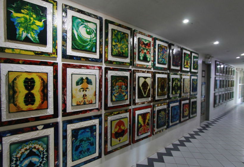 בית מלון כפרי Ponce Suites Gallery